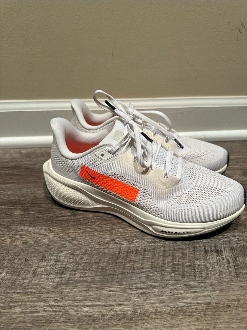 NWOT Nike Women’s Pegasus 41 Sneakers Size 8